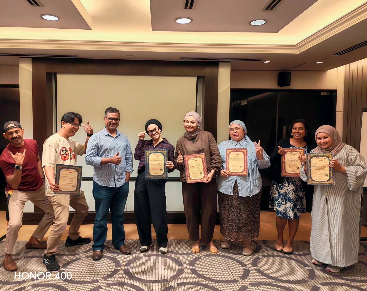 ISD Solution workshop participants with their certificates