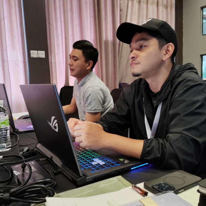 Participants collaborating during a recent ISD Solution training